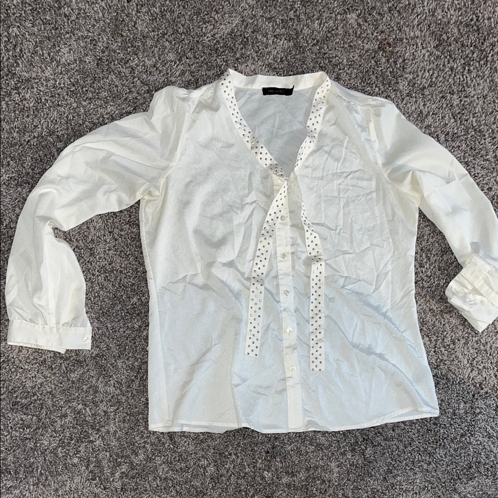 THE LIMITED Elegant White Blouse with Polka Dot Accents